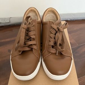 UGG W Karine Leather Shoes